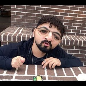 Meet your Posher, Ahmet